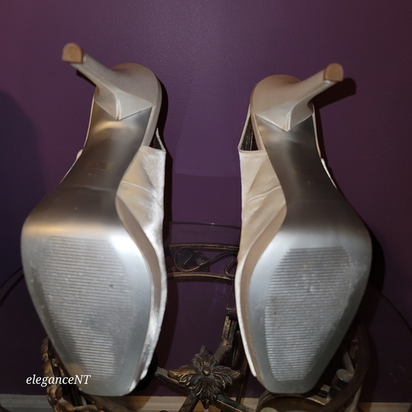 Martinez Valero Ivory (Rita) Satin Platform Peep Toe Sling back Heels Sz: 10 M - Picture 5 of 13